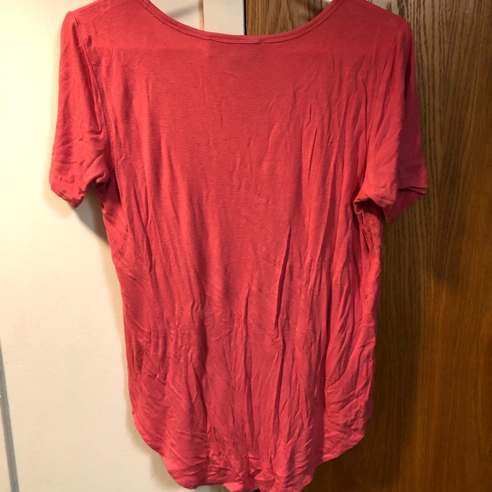 Basic Tee - Picture 2 of 2